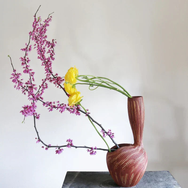 Auralynn Nguyễn: the Art of Teaching Ikebana