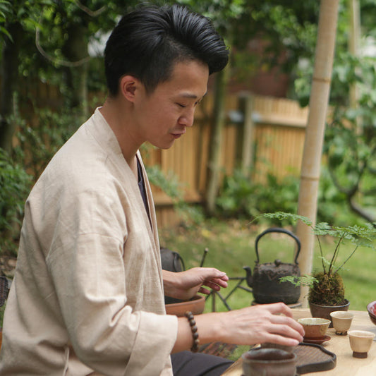 Ikebana Club: Tea Ceremony Flowers with Yi Lin